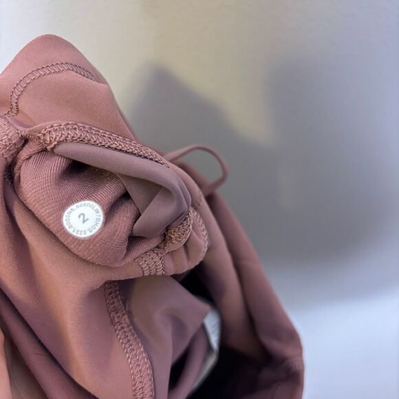 Lululemon Dusty Pink High Waisted Spandex Biker Shorts 2 - Picture 3 of 4